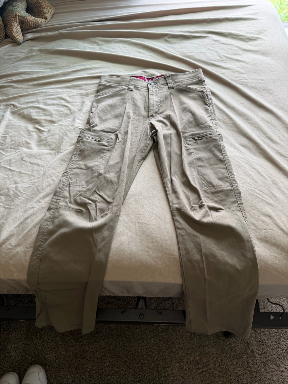 Wrangler Men's Khaki and Black Cargo Pants